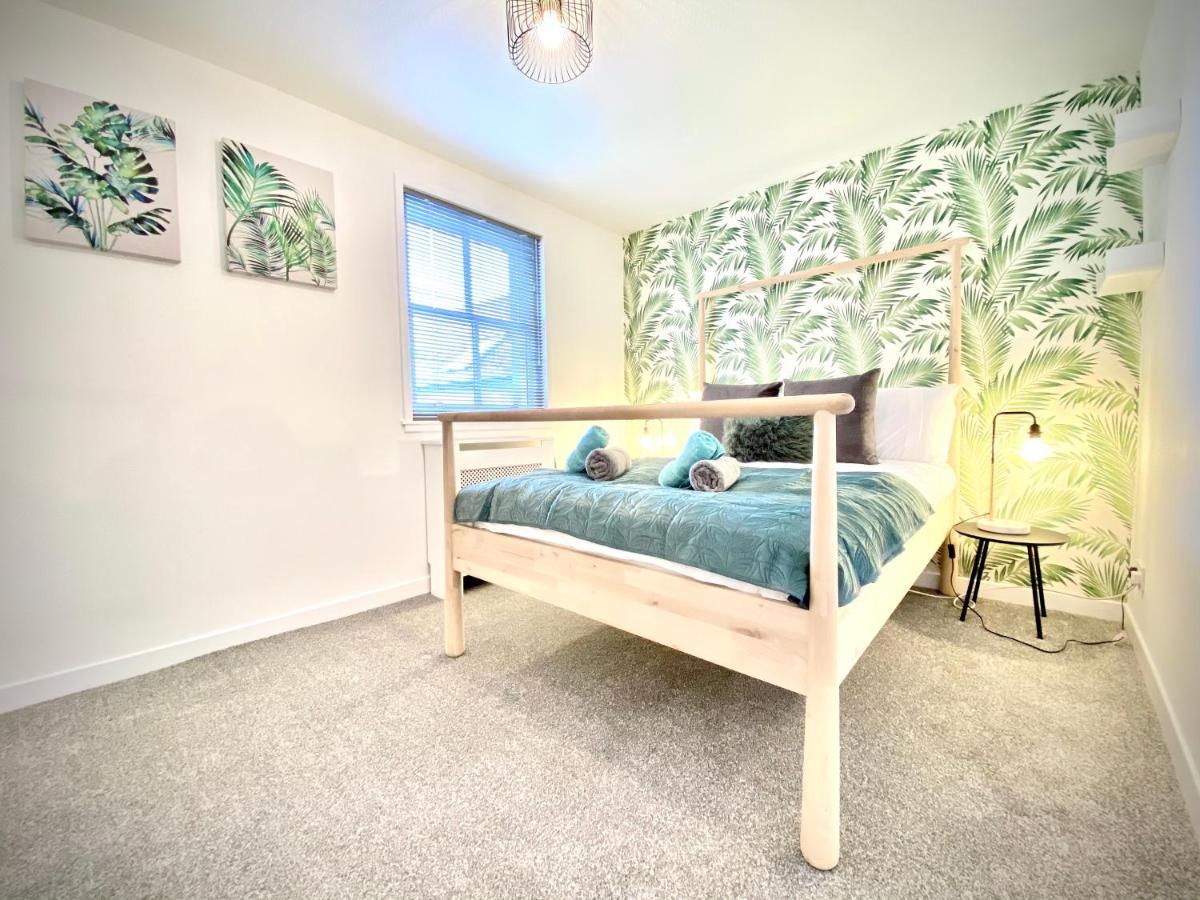 Stylish Central 2 Bedroom Apartment - Free Parking, Free Wifi 奥克尼 外观 照片