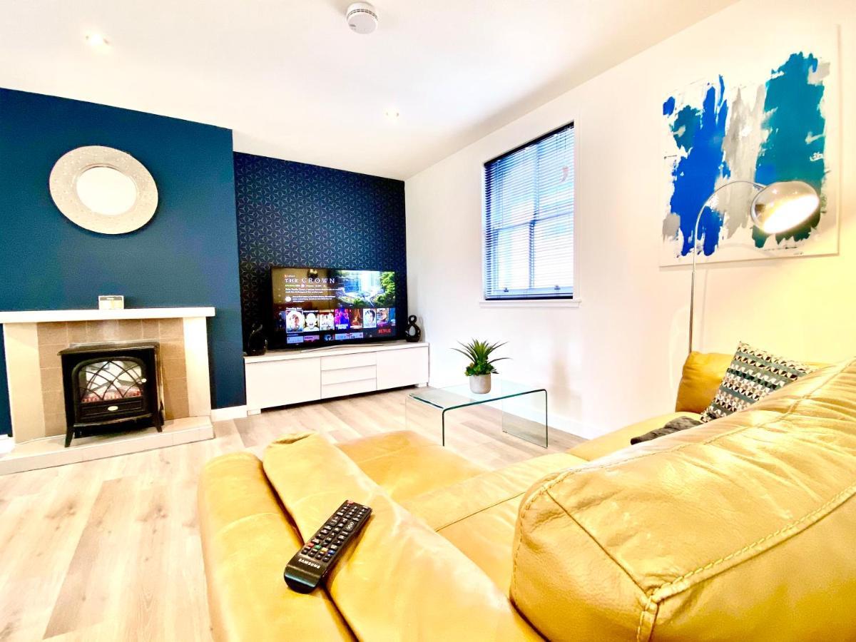 Stylish Central 2 Bedroom Apartment - Free Parking, Free Wifi 奥克尼 外观 照片